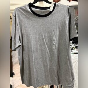 Old Navy Gray Crew Neck T-Shirt, Size XXL